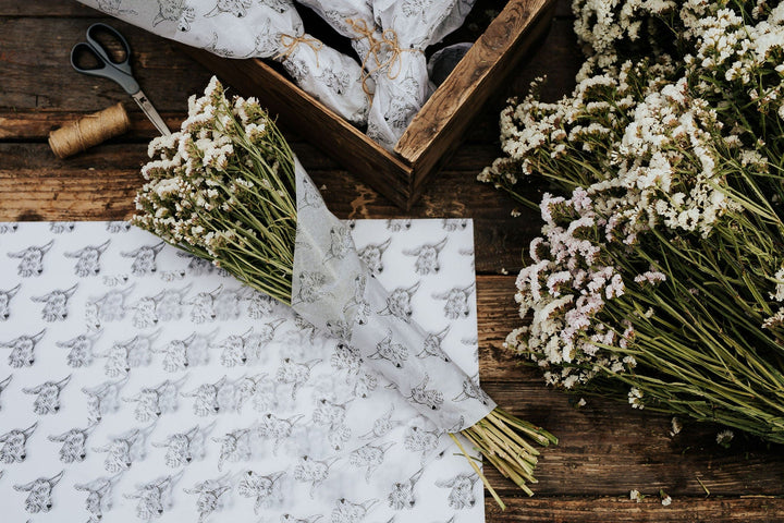 The Kinlands Large White Dried Statice Floral Bouquet